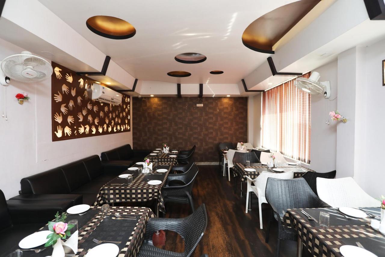 Oyo The Prestige Hotel & Convention Rourkela Exteriör bild